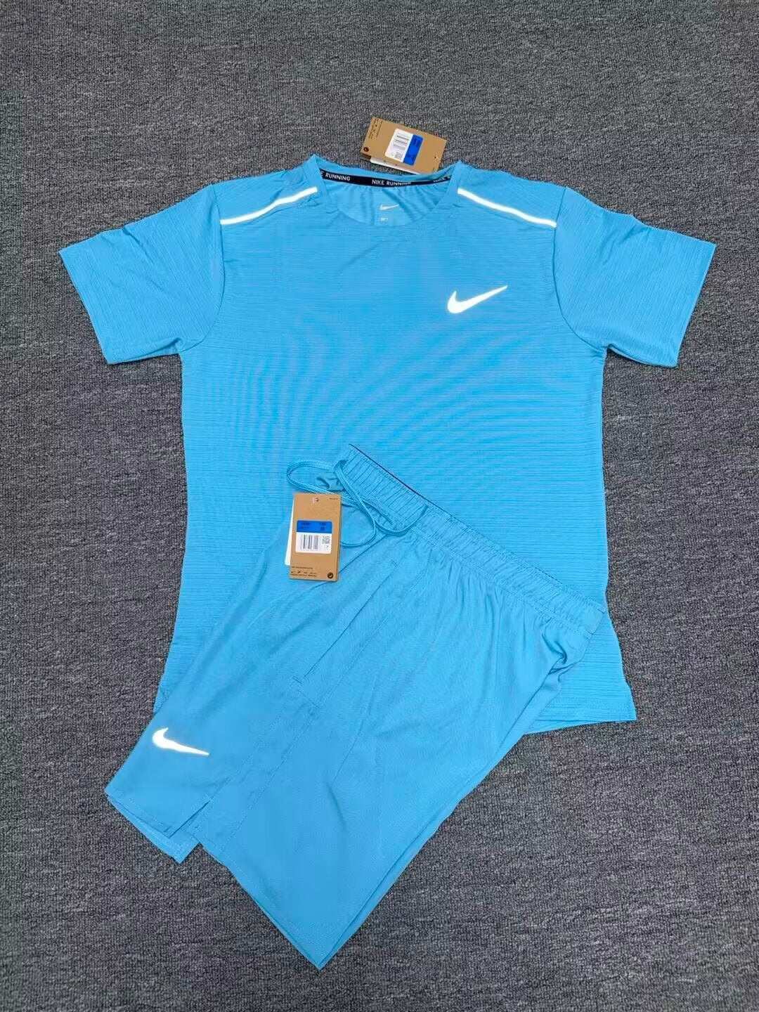 Ensemble Nike