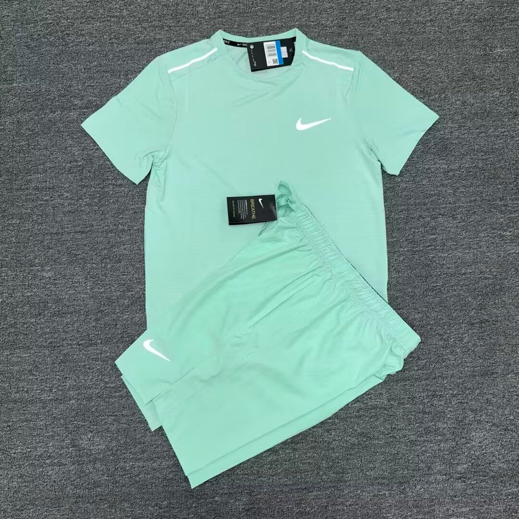 Ensemble Nike